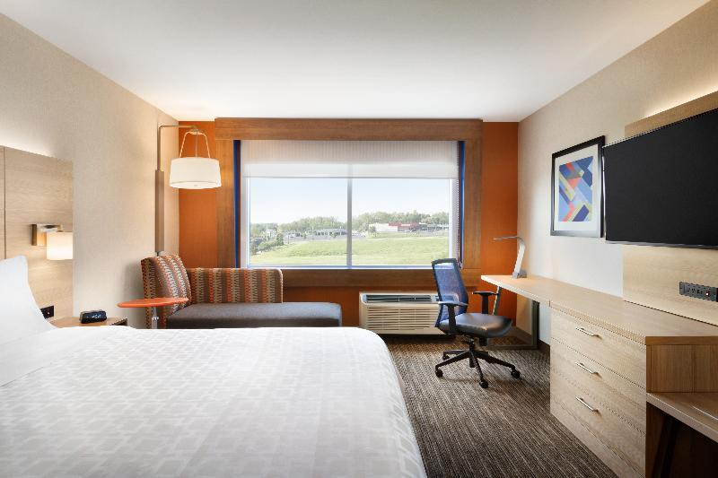 Holiday Inn Express & Suites - Madisonville By Ihg Exterior photo